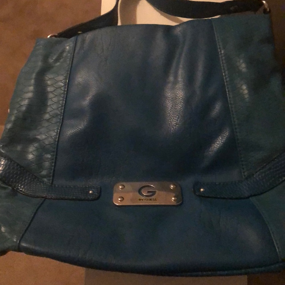 Guess purse